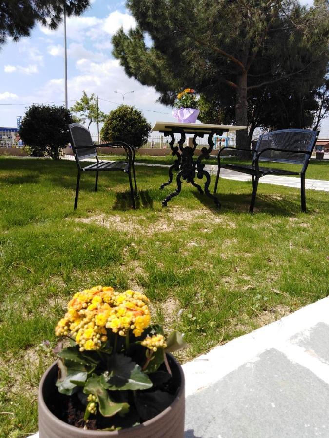 Cozy Apartments Komotini Buitenkant foto