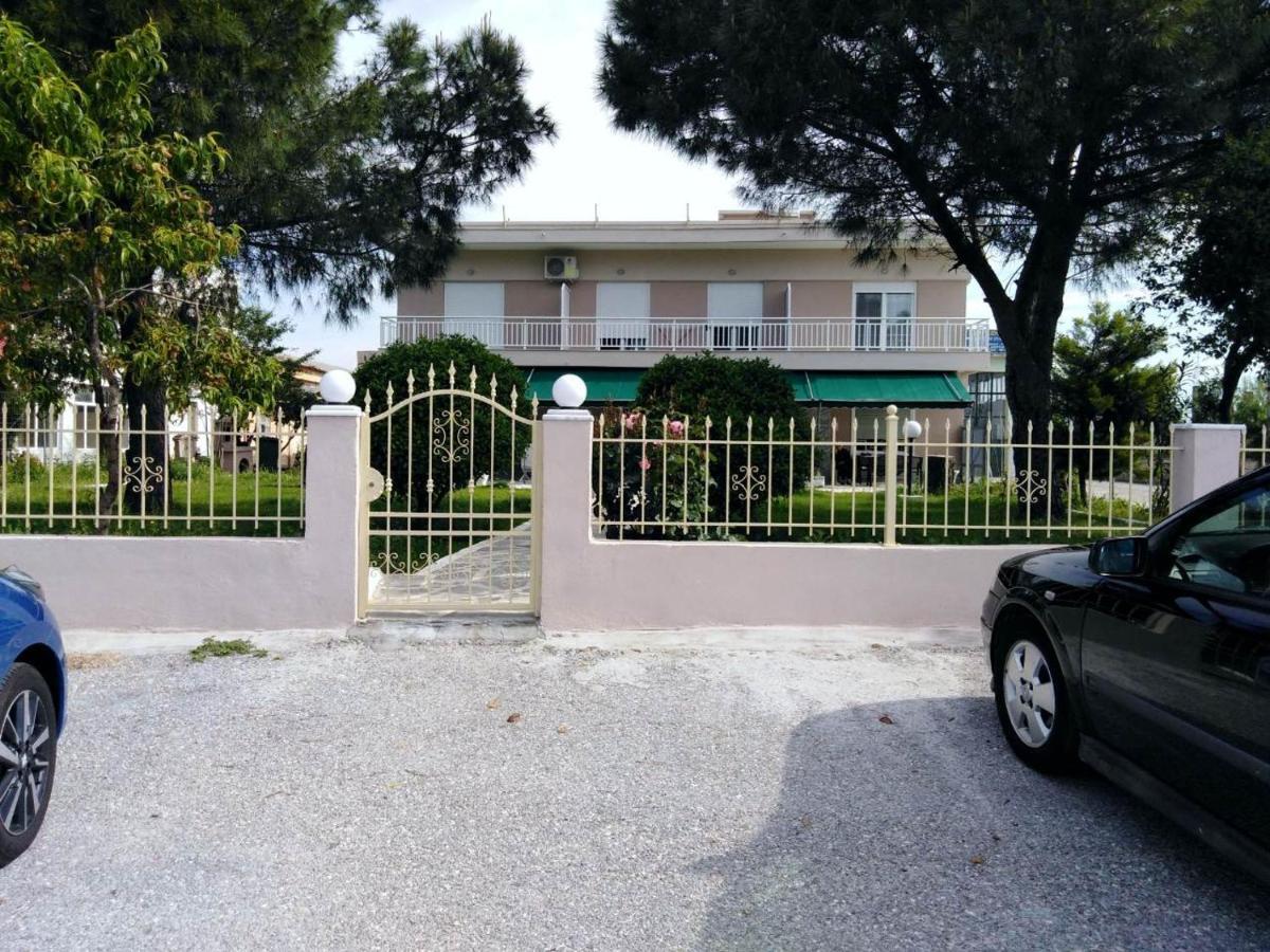 Cozy Apartments Komotini Buitenkant foto